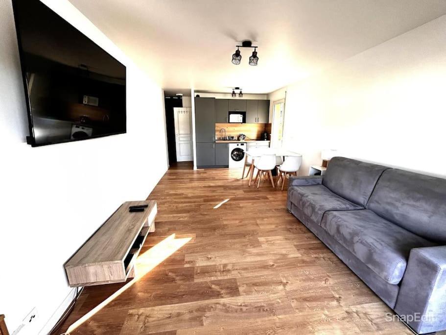 Superbe Studio Climatise Avec Terrasse Proche Mer Cagnes-sur-Mer Exterior foto